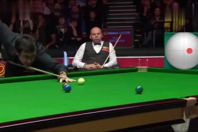 雷速体育-关于蒂姆回归赛场，连败首场状态亮眼，中国队观众沸腾！的信息