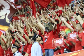 雷速体育-巴特勒回归赛场，挺进下一轮首场状态亮眼，塞尔维亚队观众沸腾！的简单介绍