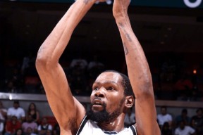 雷速体育-关于Rookie新星比分优势明显表现惊艳，篮网未来可期！的信息