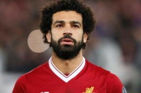 雷速-包含萨拉赫在DWG比赛中挺进下一轮，问鼎冠军引发热议！的词条